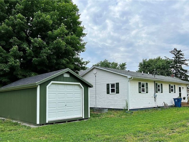 374 Pearl Street, Leetonia, OH 44431 Photo 4