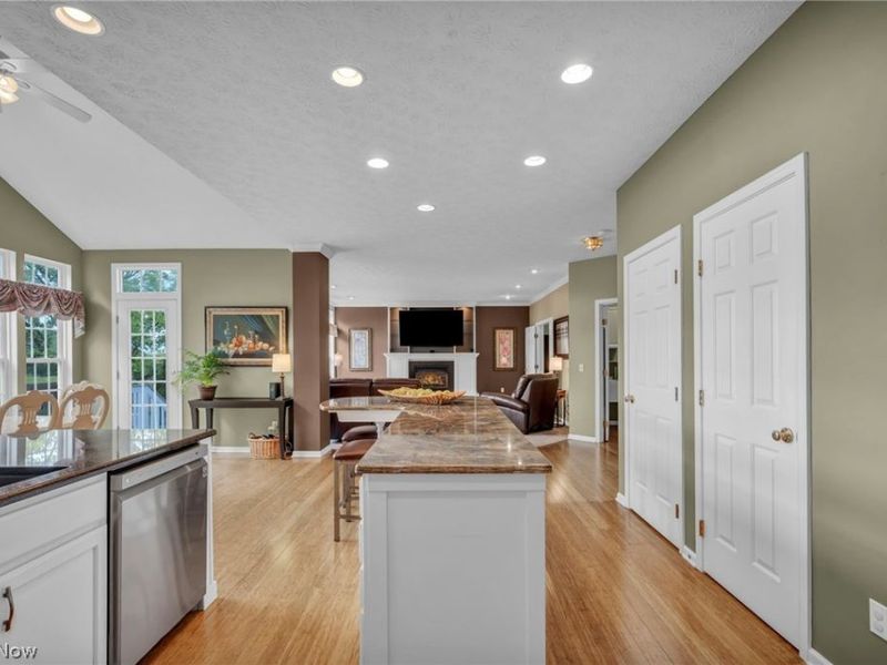 4405 Lexington Ridge Drive , Medina, OH 44256 Photo 11