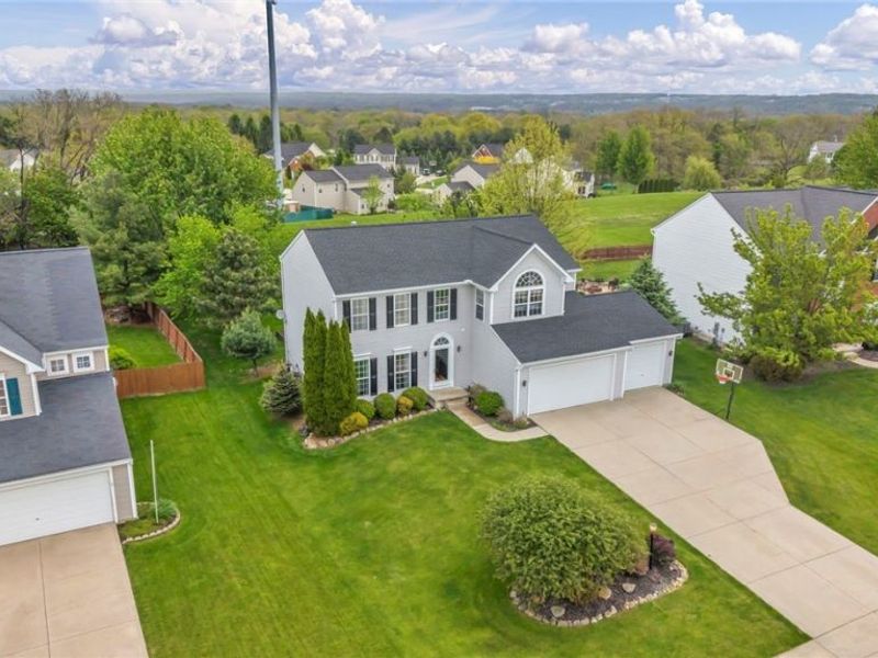 4405 Lexington Ridge Drive , Medina, OH 44256 Photo 2