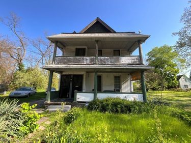 5911 Lexington Avenue, Cleveland, OH 44103