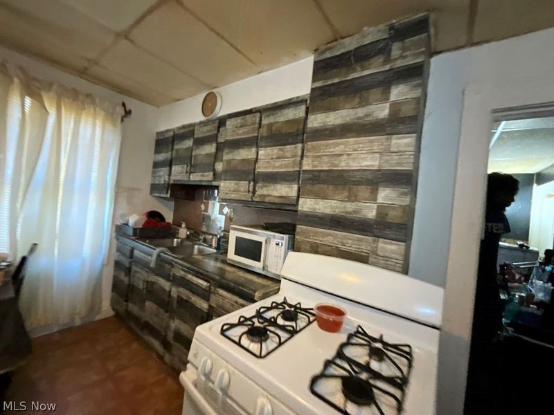 5911 Lexington Avenue, Cleveland, OH 44103 Photo 21