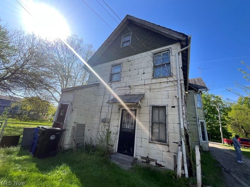 5911 Lexington Avenue, Cleveland, OH 44103 Photo 5