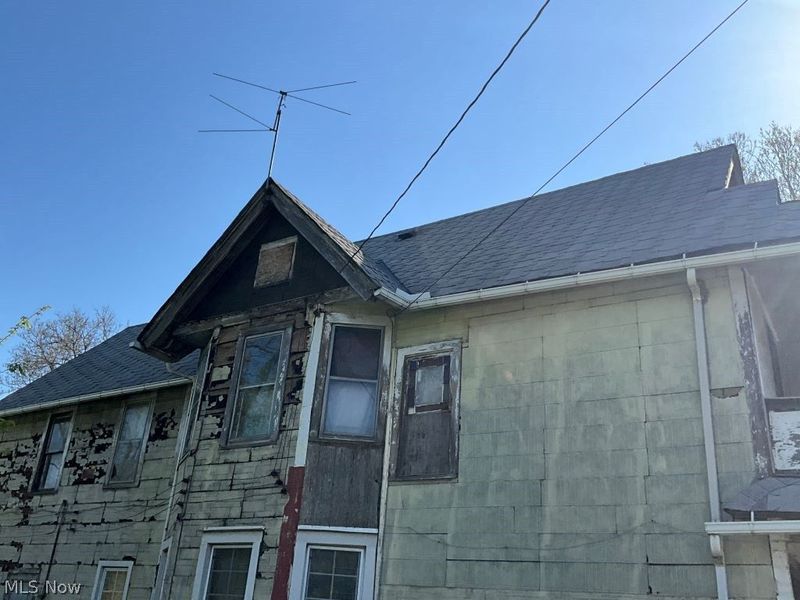 5911 Lexington Avenue, Cleveland, OH 44103 Photo 7