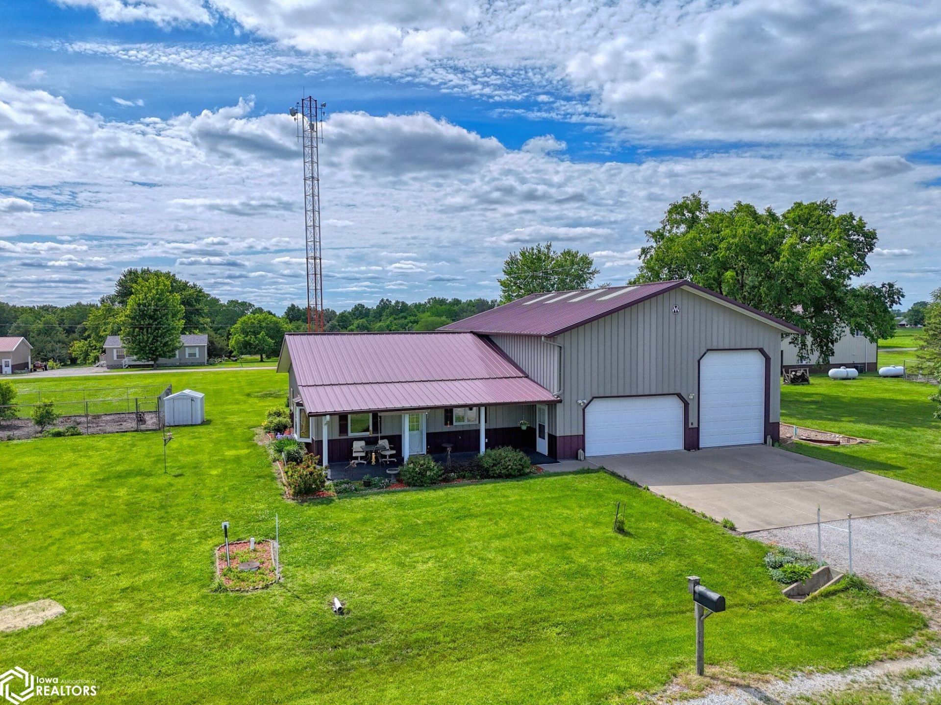 12181 Arapaho Drive, Moravia, IA 52571 Main Photo