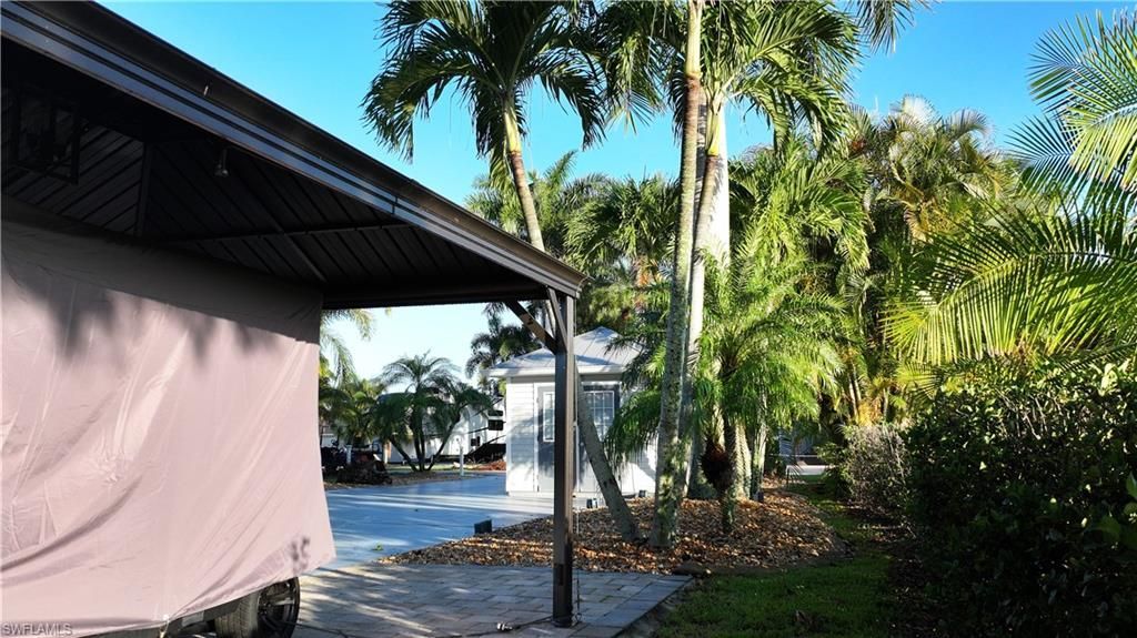 10030 Parkwood Dr , Fort Myers, FL 33905 Photo