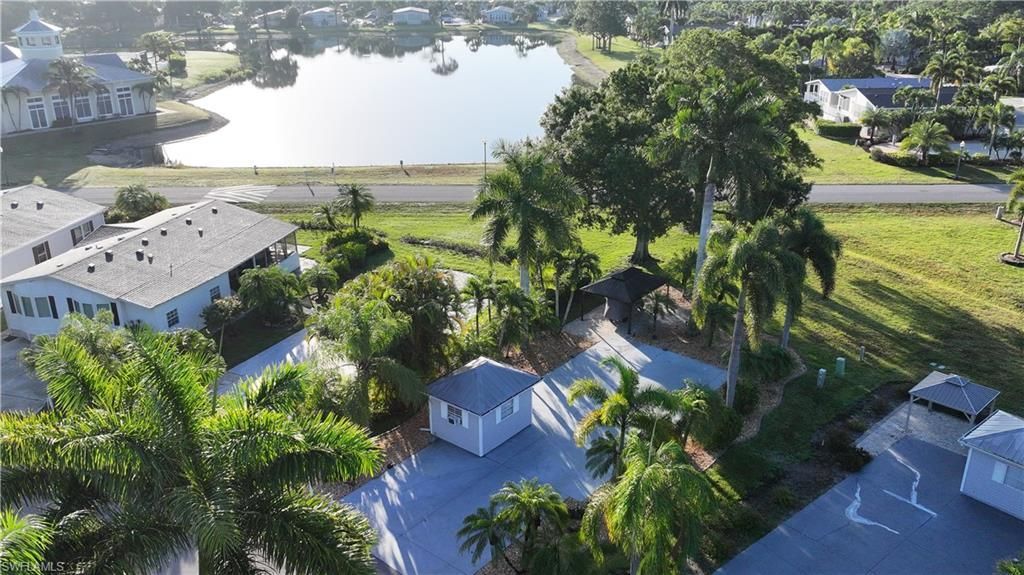 10030 Parkwood Dr , Fort Myers, FL 33905 Photo