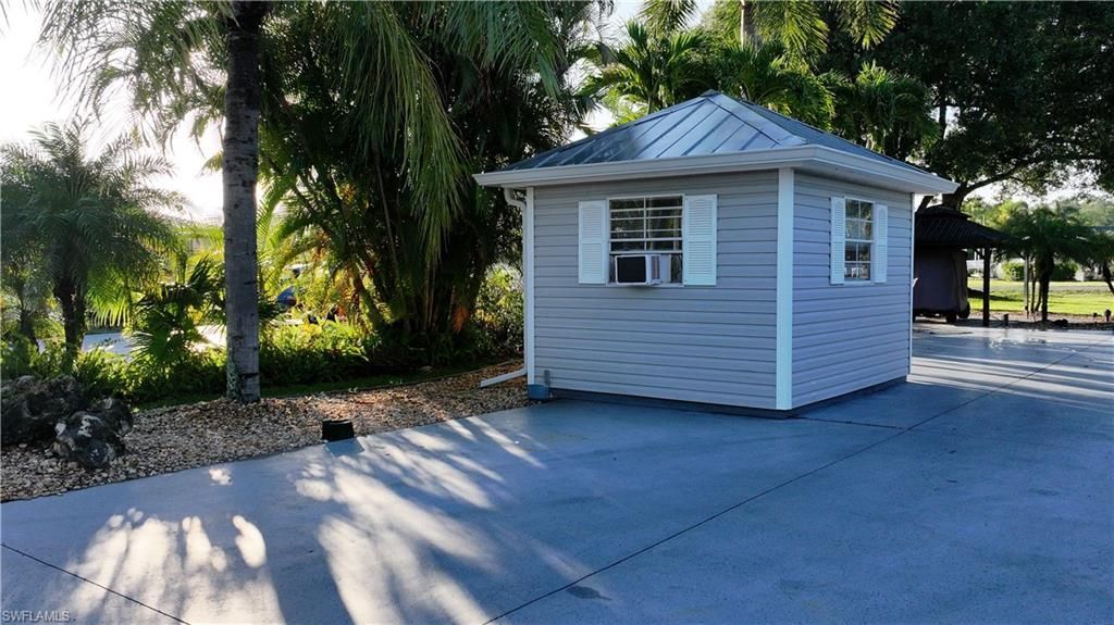 10030 Parkwood Dr , Fort Myers, FL 33905 Photo