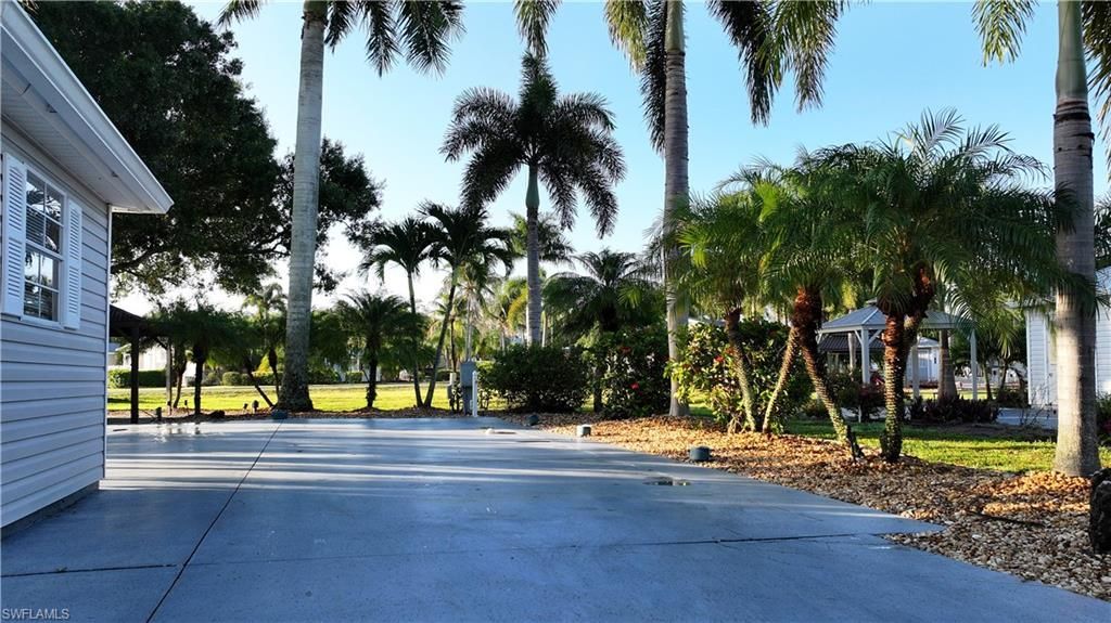 10030 Parkwood Dr , Fort Myers, FL 33905 Photo