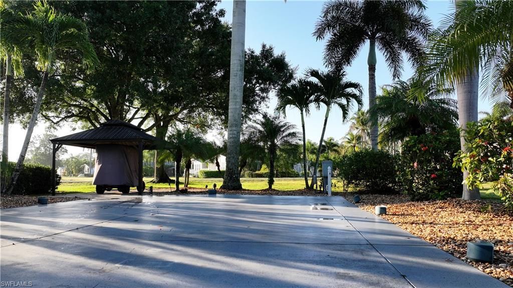 10030 Parkwood Dr , Fort Myers, FL 33905 Photo
