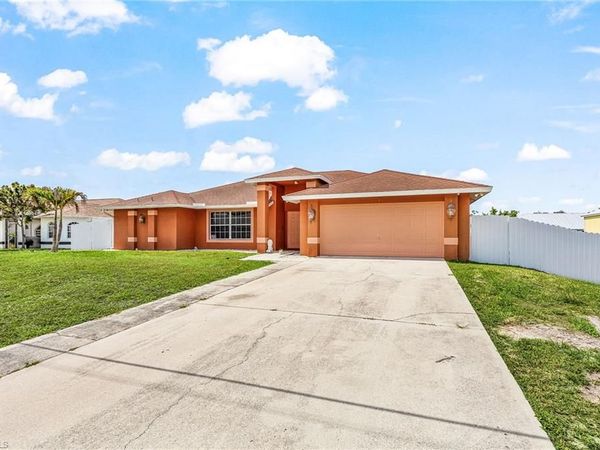 5547 Barth ST , LEHIGH ACRES, FL 33971