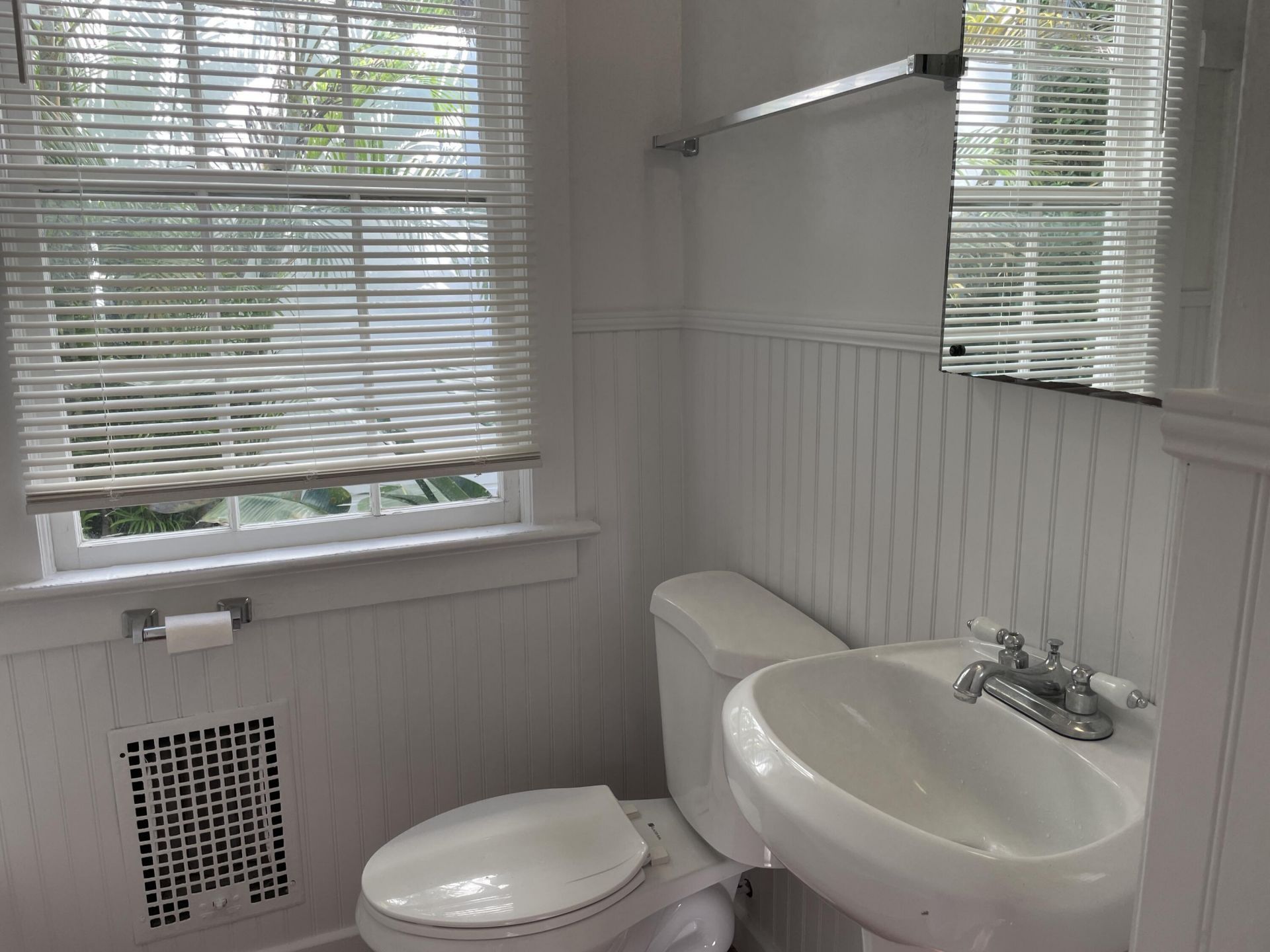 150 Australian Avenue, Palm Beach, FL 33480 Photo