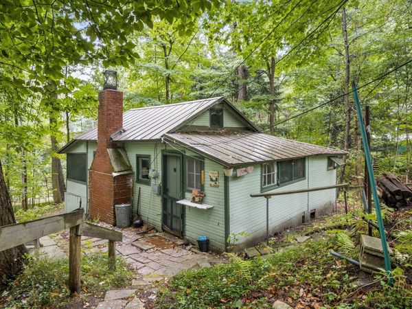 407 Fortune Avenue, Frankfort, MI 49635