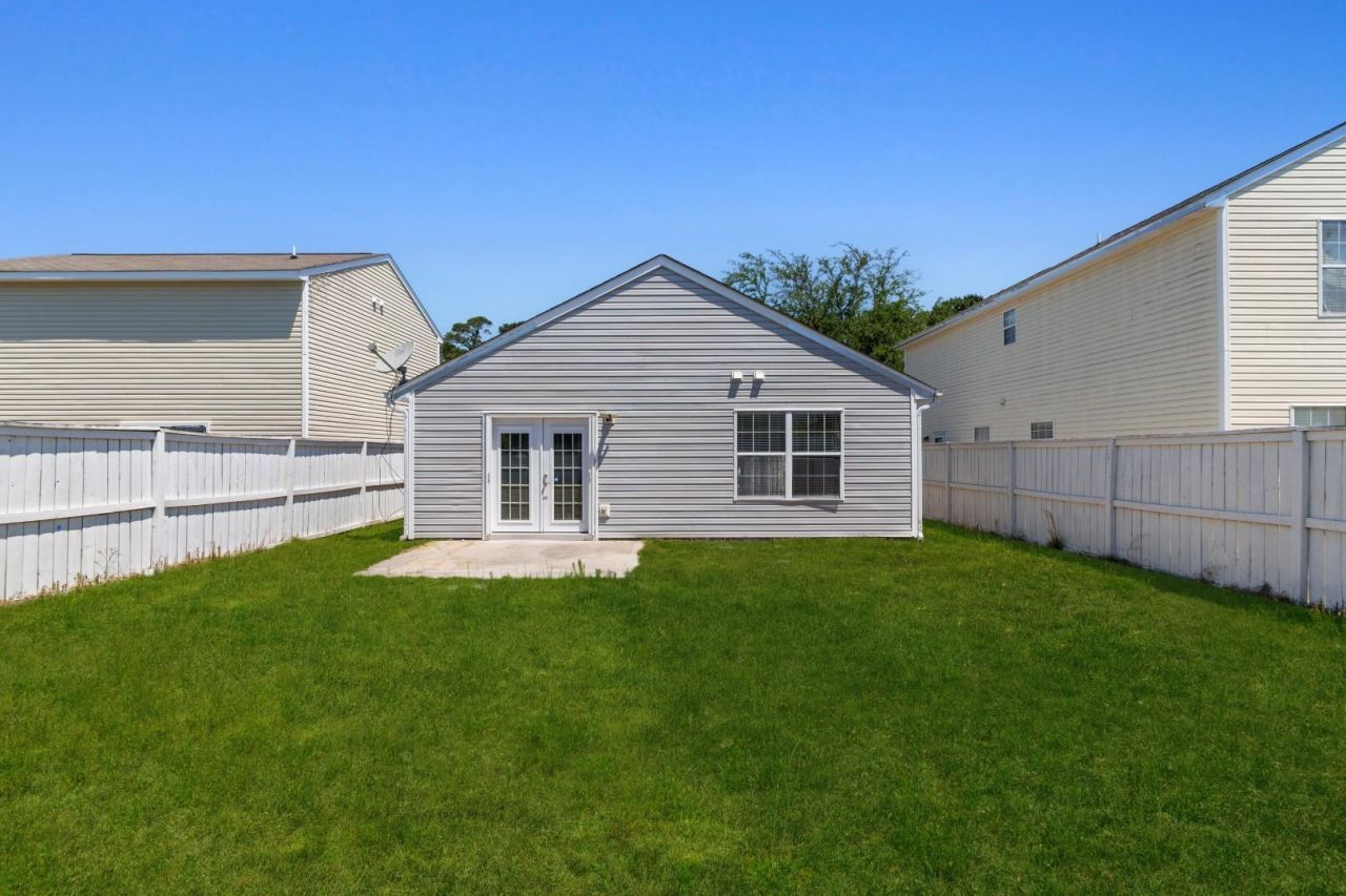 833 Silvercrest Dr.  Photo 28