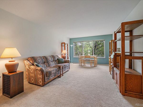 855 Pennsylvania Street, Unit 305, Denver, CO 80203