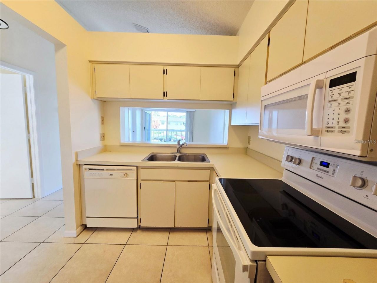 6802 Stones Throw Circle N, Unit 14206, Saint Petersburg, FL 33710 Photo