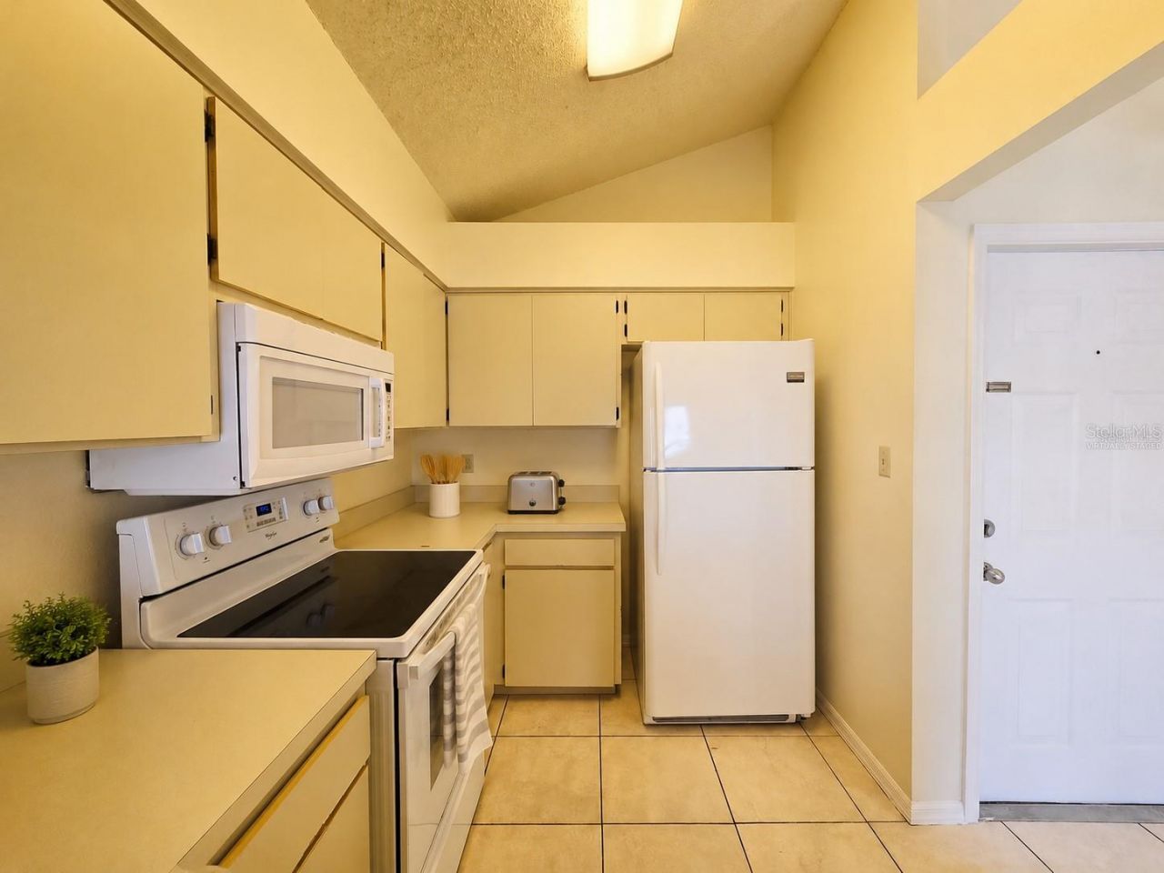 6802 Stones Throw Circle N, Unit 14206, Saint Petersburg, FL 33710 Photo