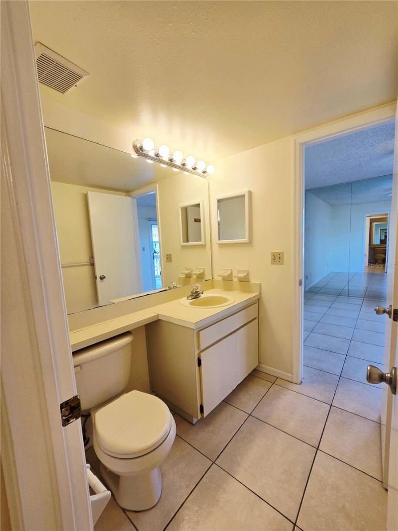 6802 Stones Throw Circle N, Unit 14206, Saint Petersburg, FL 33710 Photo