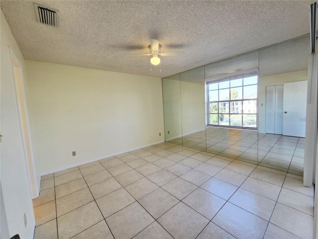6802 Stones Throw Circle N, Unit 14206, Saint Petersburg, FL 33710 Photo
