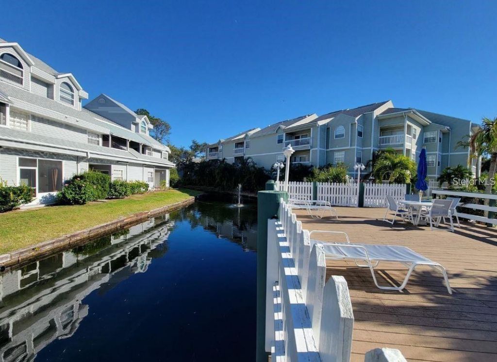 6802 Stones Throw Circle N, Unit 14206, Saint Petersburg, FL 33710 Photo