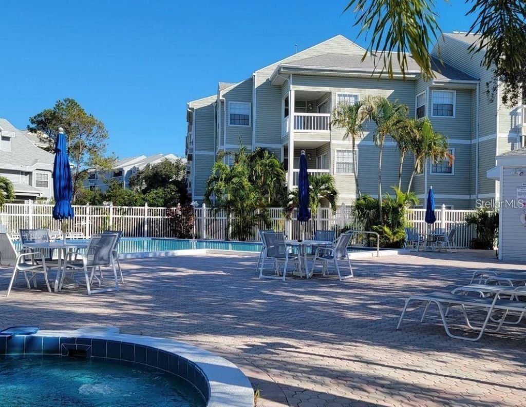 6802 Stones Throw Circle N, Unit 14206, Saint Petersburg, FL 33710 Photo