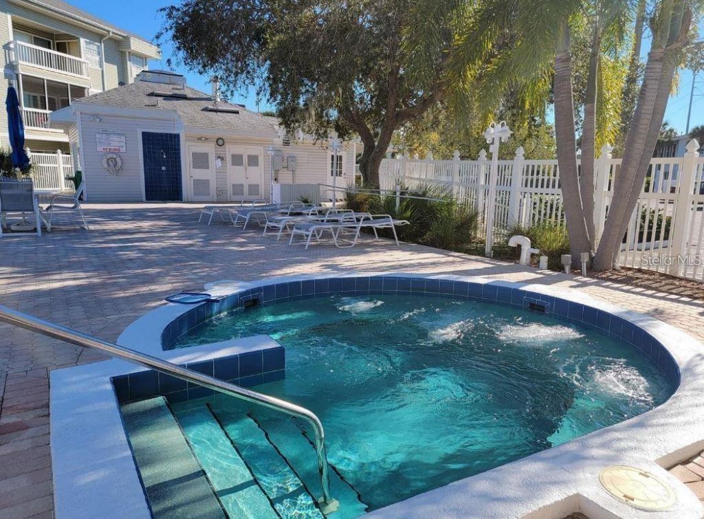 6802 Stones Throw Circle N, Unit 14206, Saint Petersburg, FL 33710 Photo