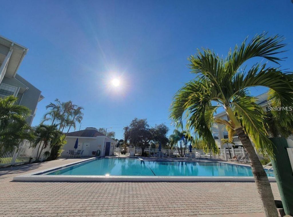 6802 Stones Throw Circle N, Unit 14206, Saint Petersburg, FL 33710 Photo