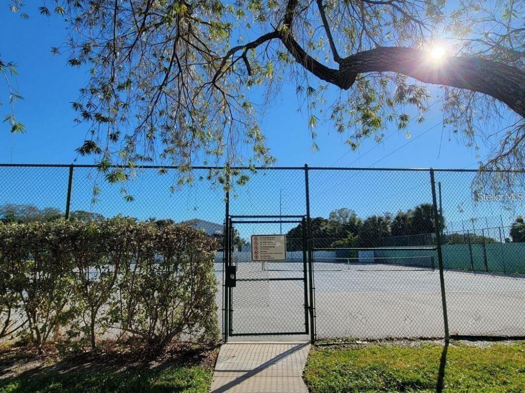 6802 Stones Throw Circle N, Unit 14206, Saint Petersburg, FL 33710 Photo