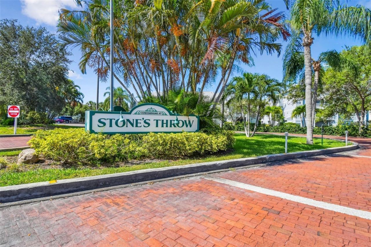 6802 Stones Throw Circle N, Unit 14206, Saint Petersburg, FL 33710 Photo