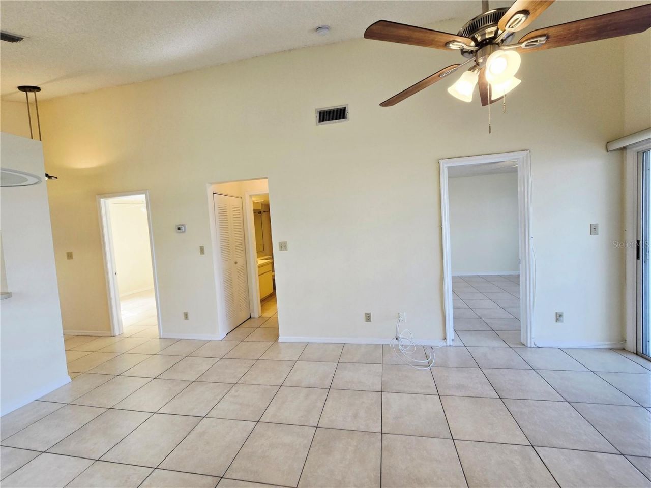 6802 Stones Throw Circle N, Unit 14206, Saint Petersburg, FL 33710 Photo