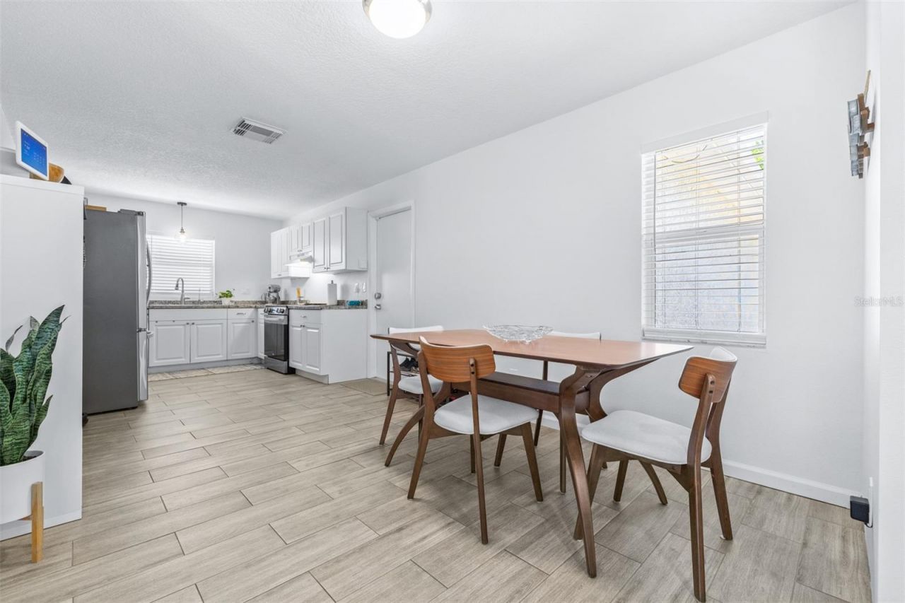 11147 Longhill Drive N, Pinellas Park, FL 33782 Photo