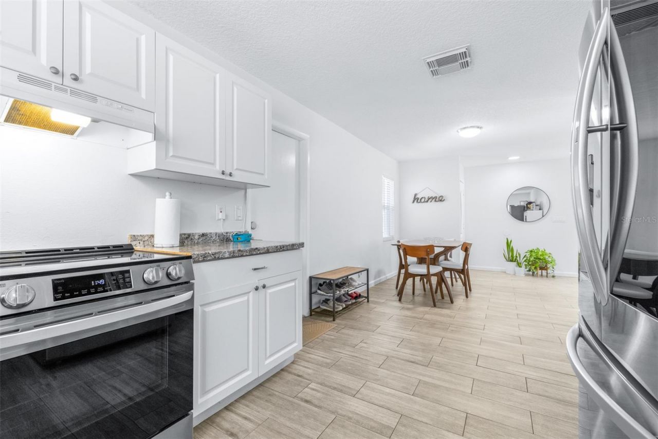 11147 Longhill Drive N, Pinellas Park, FL 33782 Photo