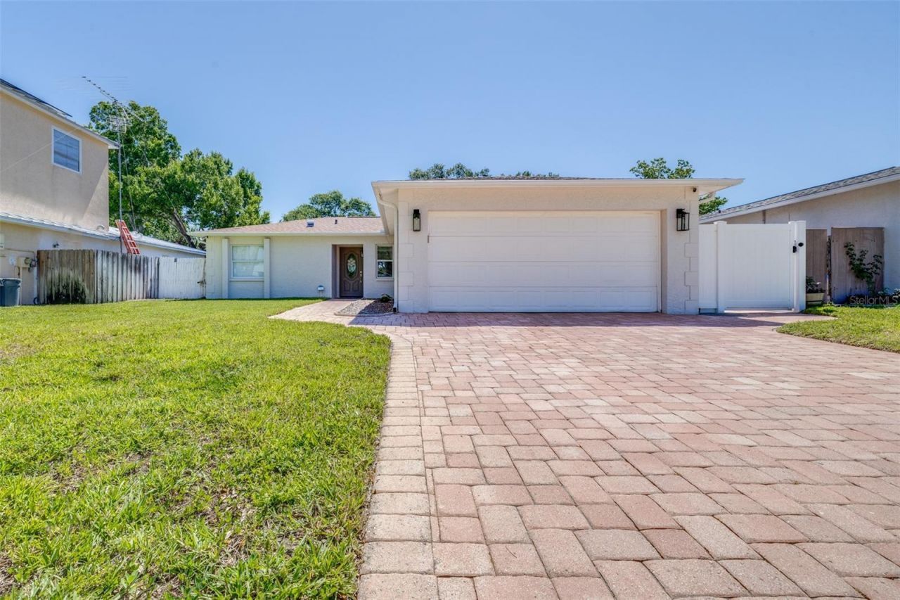 11147 Longhill Drive N, Pinellas Park, FL 33782 Photo