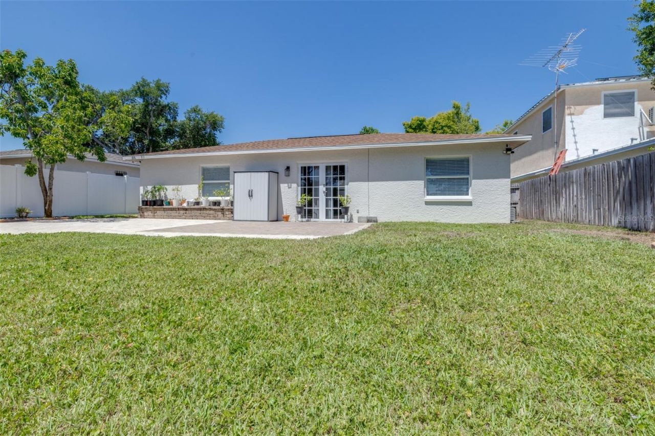 11147 Longhill Drive N, Pinellas Park, FL 33782 Photo