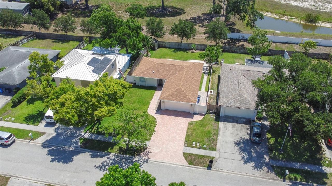11147 Longhill Drive N, Pinellas Park, FL 33782 Photo
