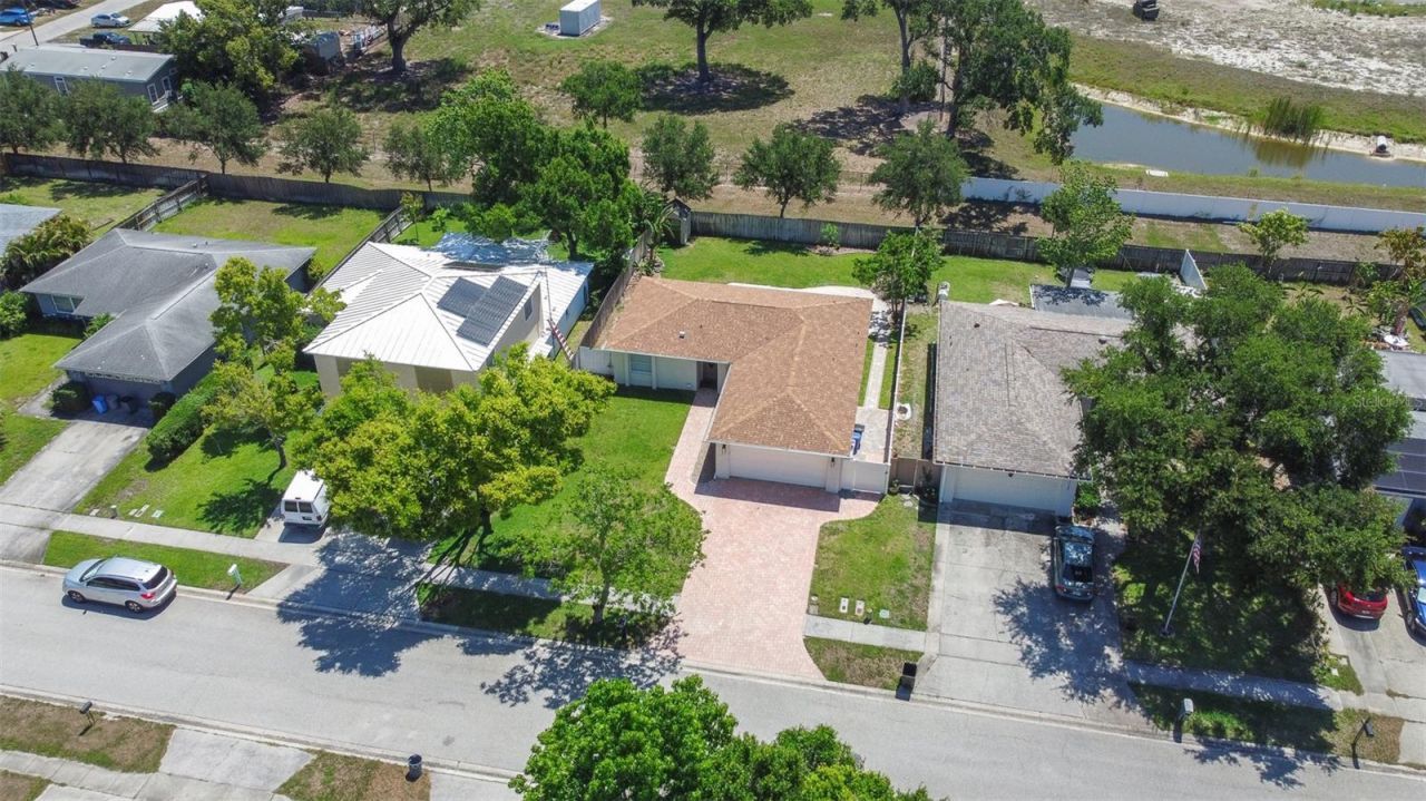 11147 Longhill Drive N, Pinellas Park, FL 33782 Photo