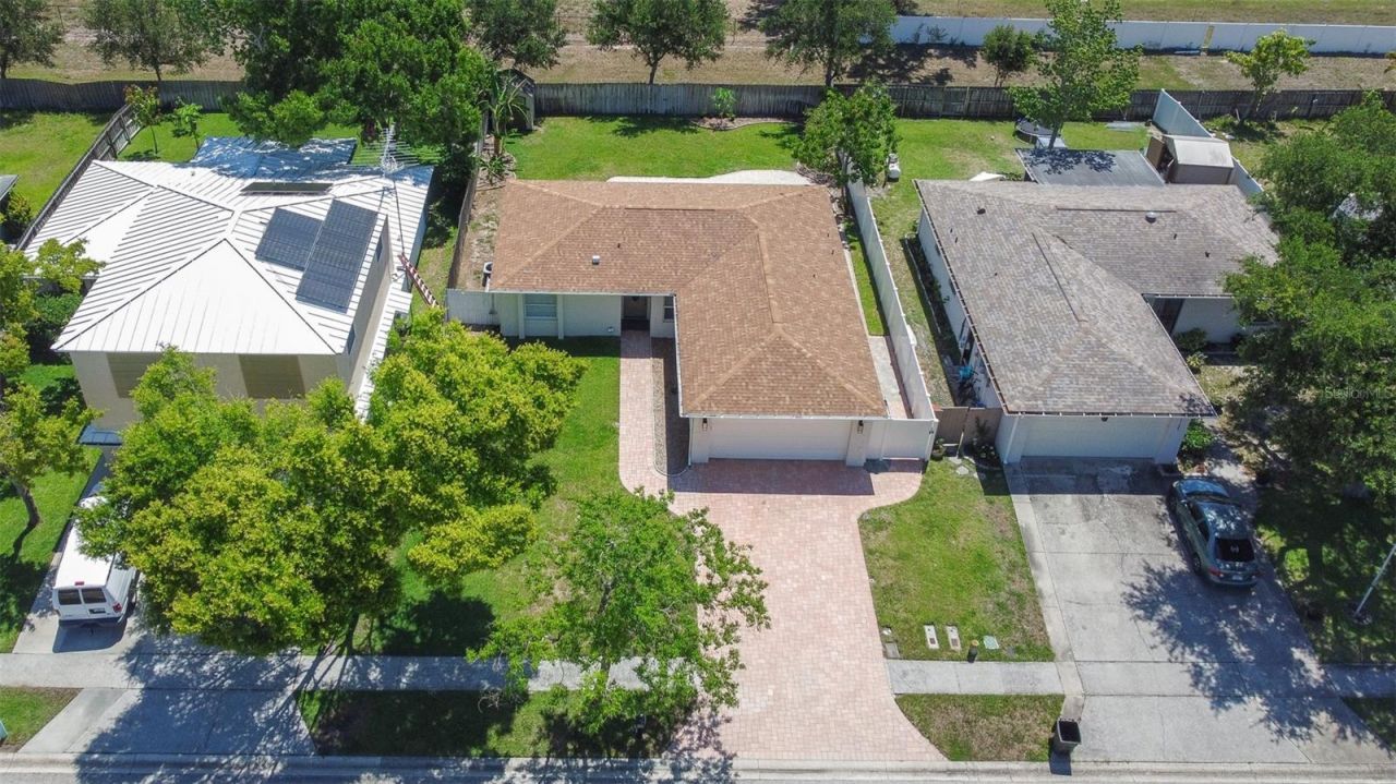 11147 Longhill Drive N, Pinellas Park, FL 33782 Photo