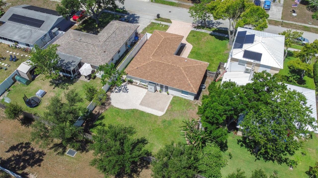 11147 Longhill Drive N, Pinellas Park, FL 33782 Photo