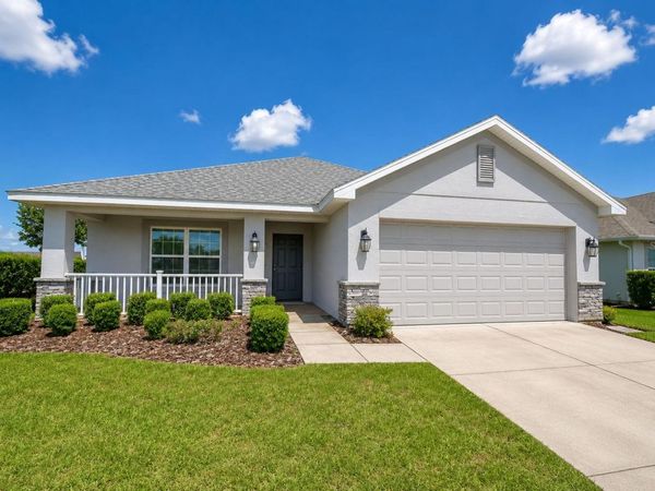 836 VIENNA DRIVE , WINTER HAVEN, FL 33884