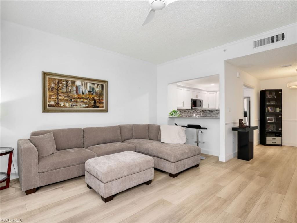 201 Arbor Lake Dr, Unit 2-107, Naples, FL 34110 Photo