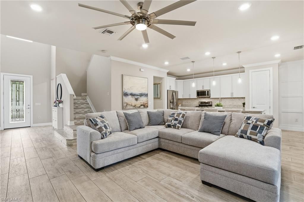 7195 Wilton Dr, Naples, FL 34109 Photo
