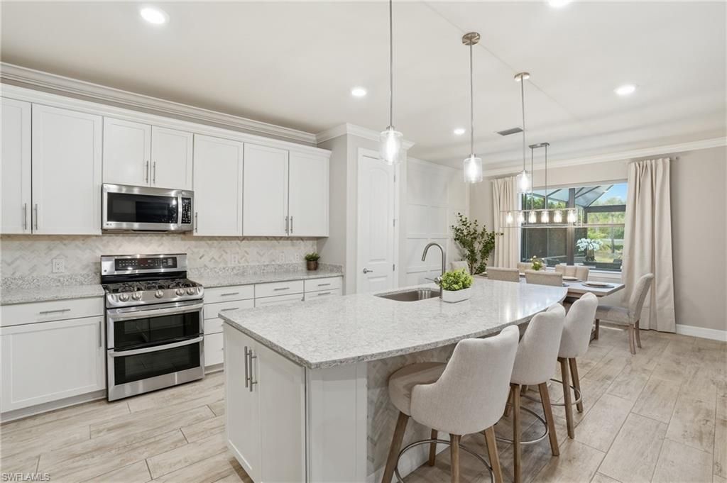7195 Wilton Dr, Naples, FL 34109 Photo