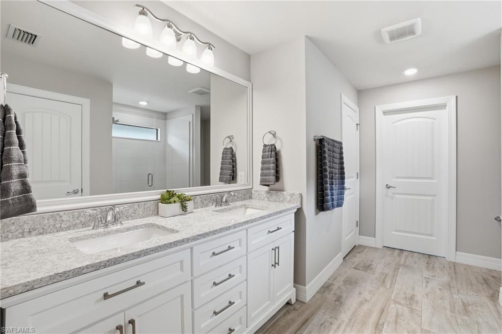 7195 Wilton Dr, Naples, FL 34109 Photo