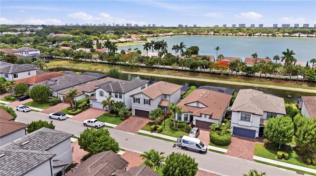7195 Wilton Dr, Naples, FL 34109 Photo
