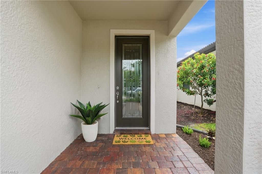 7195 Wilton Dr, Naples, FL 34109 Photo