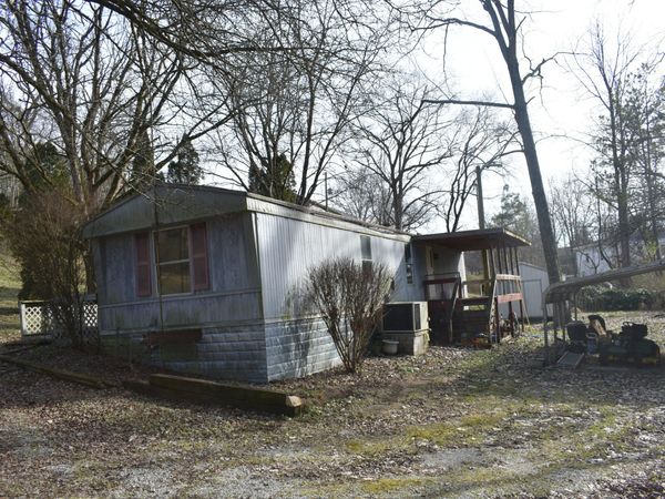 178 Hunter Ave , Carthage, TN 37030