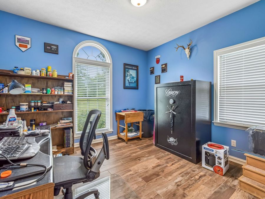 Property Image 40