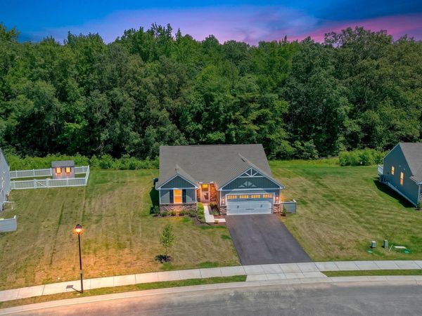 401 ALEZACH DRIVE, DOVER, DE 19901