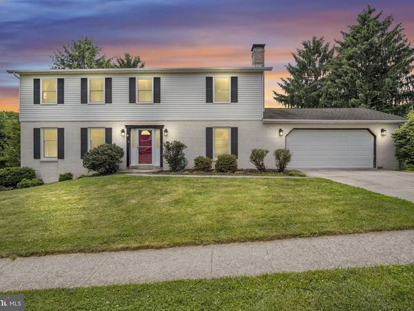 140 FINEVIEW ROAD, CAMP HILL, PA 17011
