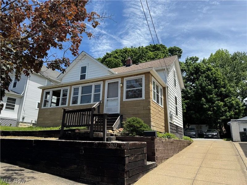 2113 11th Street SW, Akron, OH 44314 Photo 1