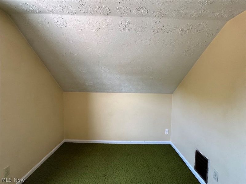 2113 11th Street SW, Akron, OH 44314 Photo 25